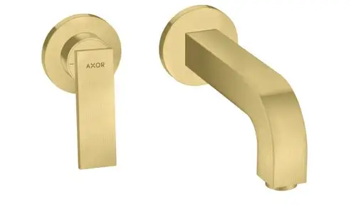 Wandmontierter Wasserhahn von AXOR mit einem Hebelgriff und einem gebogenen Auslauf, in gebürstetem Messing-Finish.